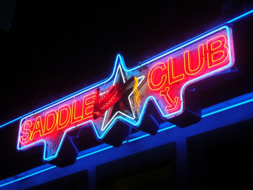bb neon (522x392)